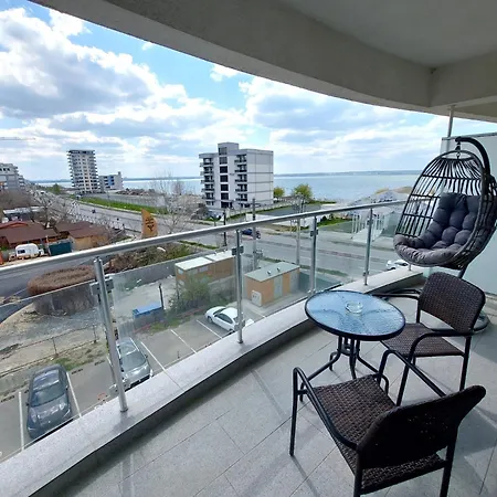 Casa Del Mar Nord Exclusiv Cu Piscina Mamaia