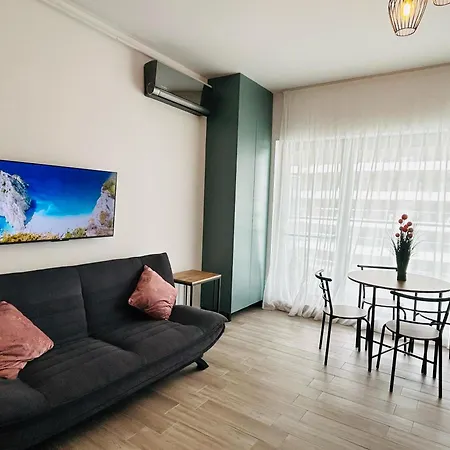 Casa Del Mar Nord Exclusiv Cu Piscina Mamaia